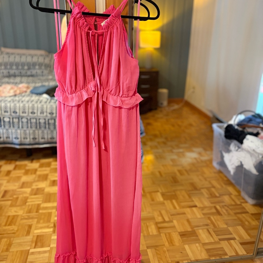 She + Sky Vibrant Pink Dress